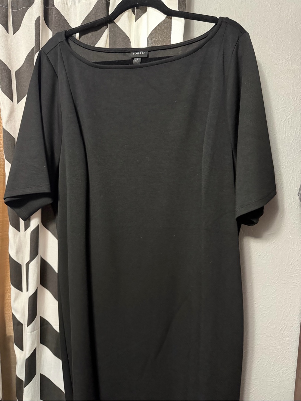 torrid Black Short Sleeve Shift Dress